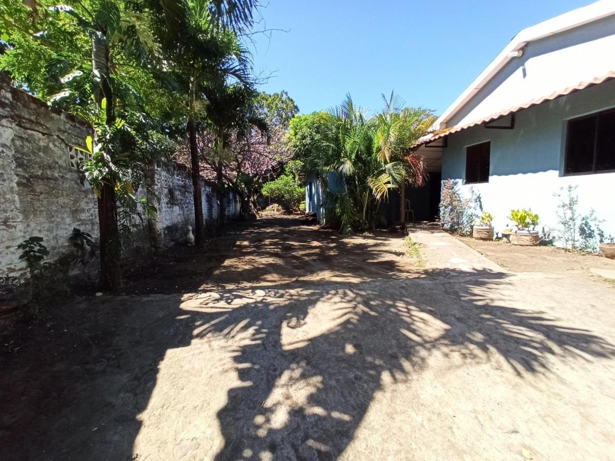 Ometepe House Bed & Breakfast Moyogalpa Exterior photo